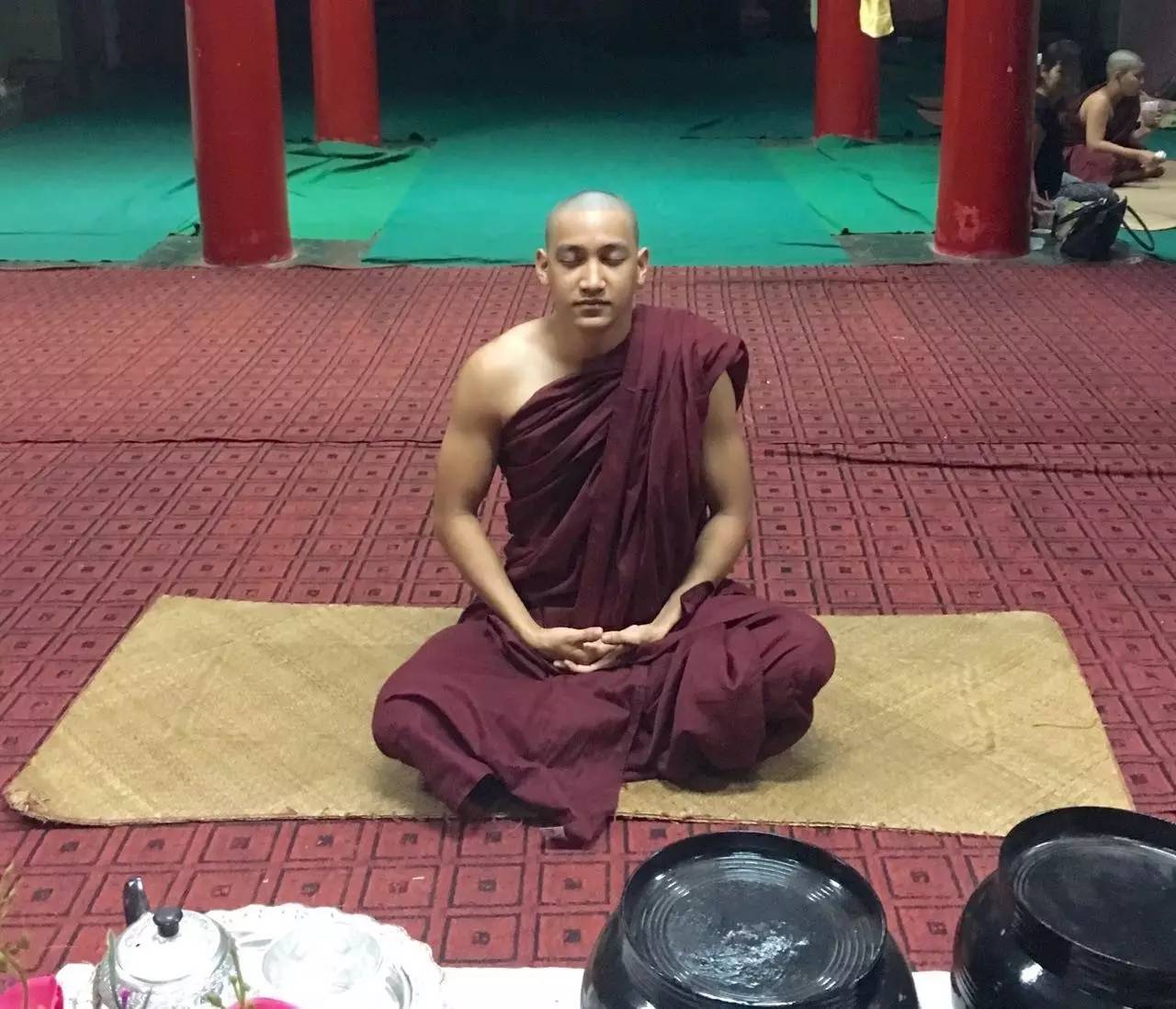 当和尚的男人什么心理,当和尚会怎样