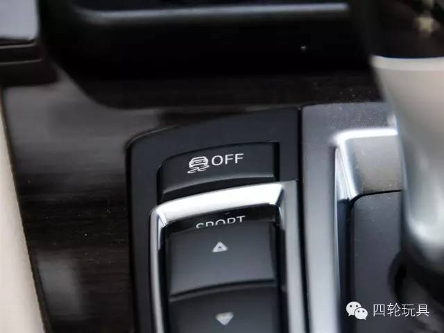 被困雪地怎么自救,雪地原地打滑怎么脱困