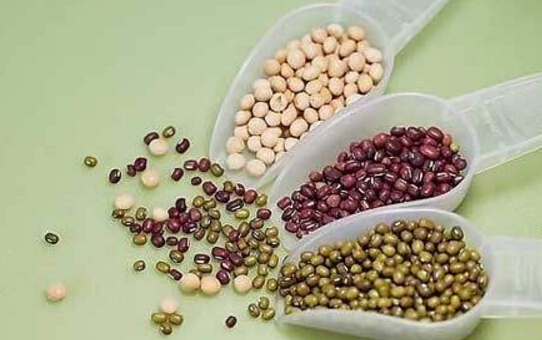 小虫会不会爬进宝宝鼻子,宝宝鼻子里进小球危险