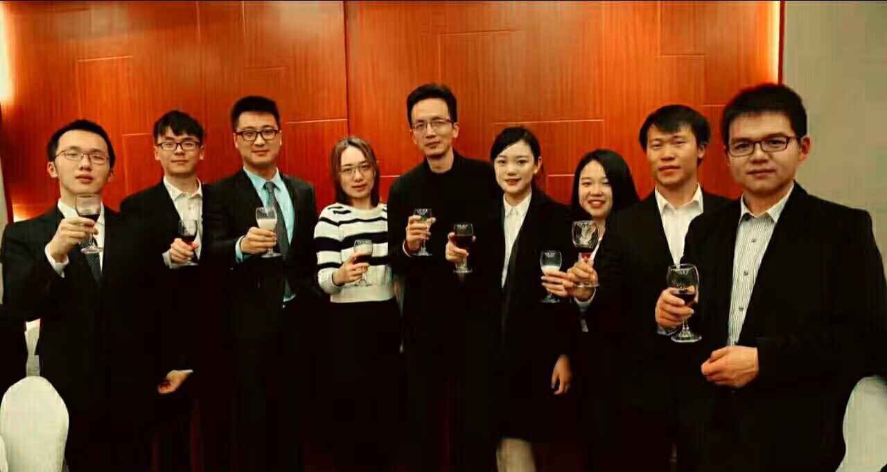 大二女生失恋后决心创业,大二女生失恋后选择创业