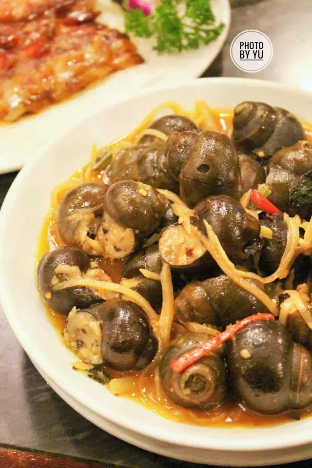 就是这个“肥坚”,十七年的默默坚守,用手工邕菜安慰老南宁的魂