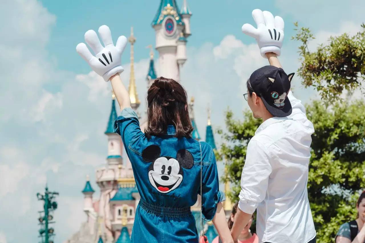 您的《旅行自拍秘籍》到货，请签收！