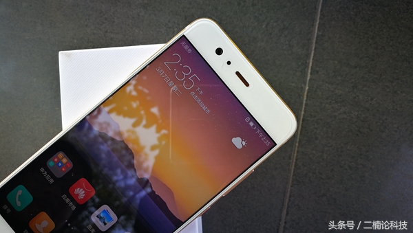 华为p10钻雕蓝后盖原厂,华为p10钻雕蓝陶瓷白哪个好