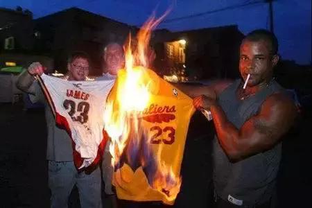 詹姆斯重回克利夫兰骑士,克利夫兰受到神的诅咒