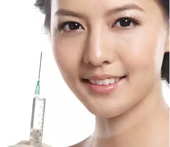 鱼尾纹，这样除最简单，一针即刻见效！