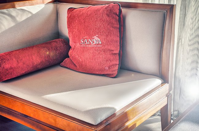 呼吸三亚新鲜空气~逃脱女儿牵拌