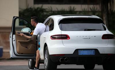 国乒和国足哪个待遇好,国乒和男足对比