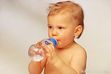 宝宝不爱喝水怎么办有妙招,宝宝不爱喝水这三招轻松解决