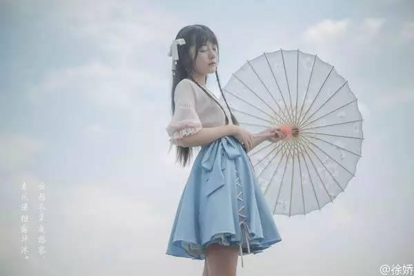 许嵩洛天依情歌,许嵩与洛天依合作的单曲