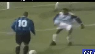 外星人罗纳尔多钟摆过人,钟摆罗纳尔多完整版