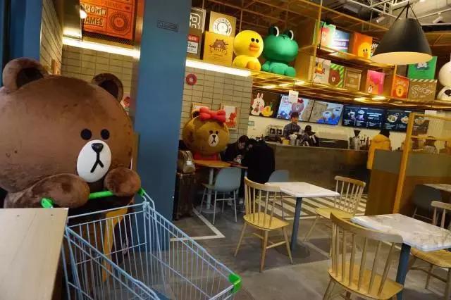 成都潮人喝什么？他们都去这些名堂多到爆的跨界咖啡馆！