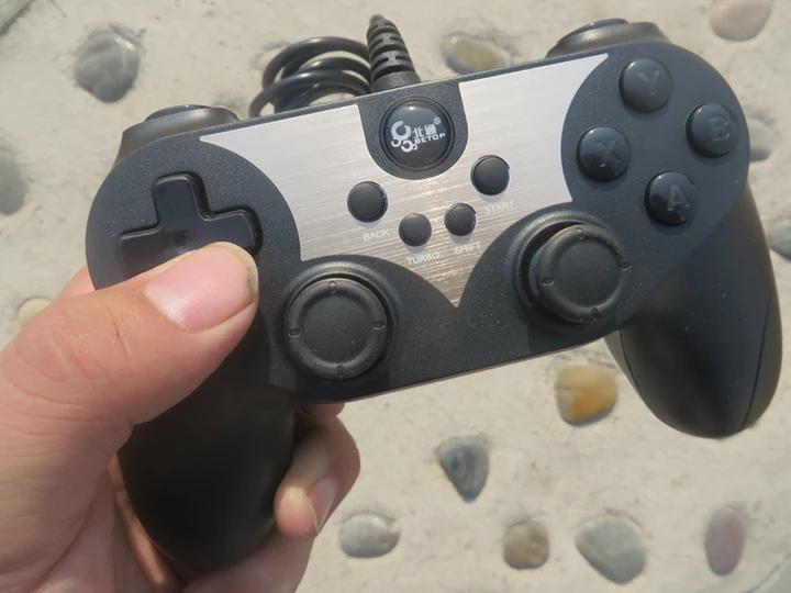 北通蝙蝠3手柄怎么连电视,北通蝙蝠3游戏手柄