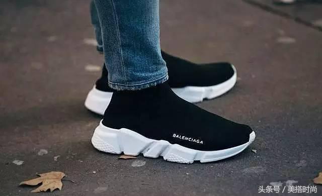 杨幂宋茜新款毛衣,杨幂宋茜穿袜靴