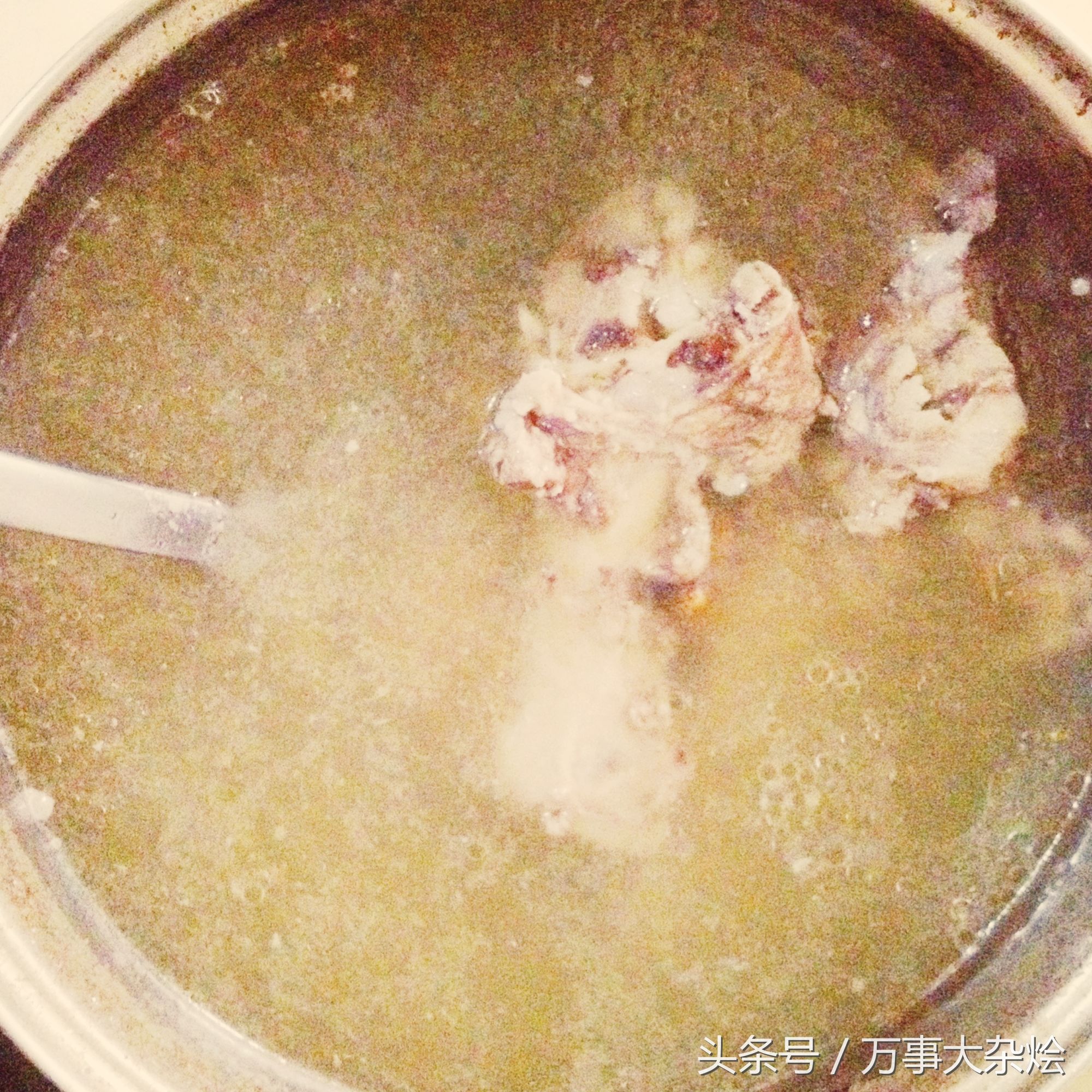 地域特色螺蛳粉,飘味香教你螺蛳粉做法