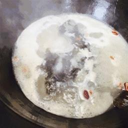 草帽石锅鱼正宗做法,草帽鱼蒸汽石锅鱼家常做法