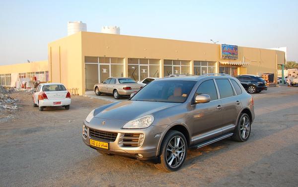 大宋的阿曼日记：中国人买三手日产达特桑280ZX