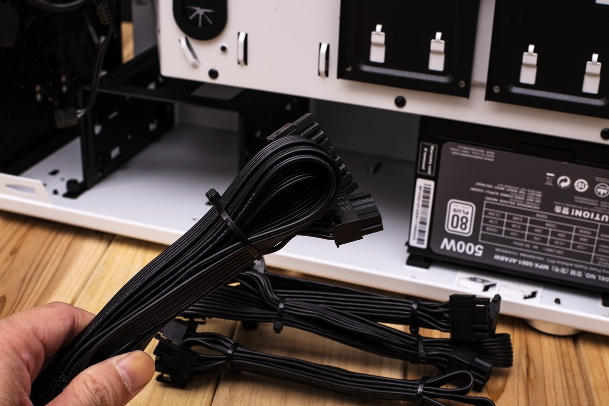 华硕电脑玩生化危机,华硕无畏15i生化危机