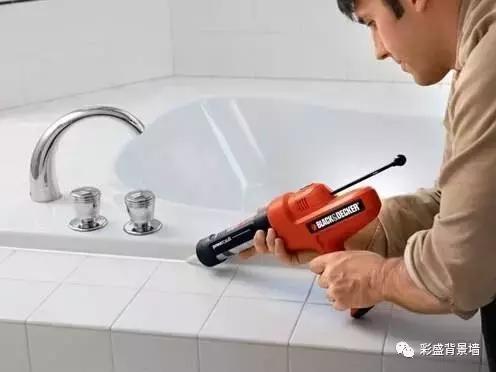 墙上挂镜子上玻璃胶怎么处理,墙壁上装大镜子一定要打玻璃胶吗