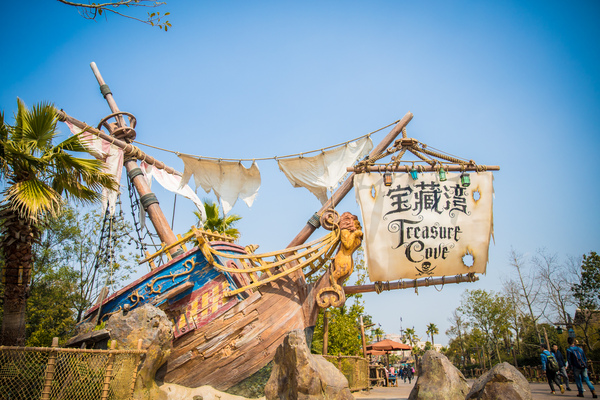 上海迪士尼乐园吃什么比较划算,上海迪士尼酒店住宿攻略