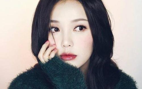 用口红在手上画图案,用手涂口红的正确方法