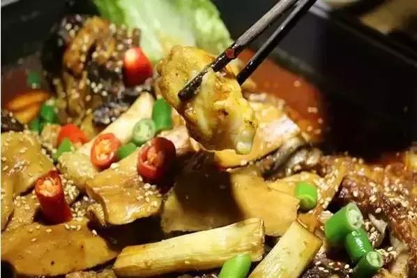 草帽石锅鱼正宗做法,草帽鱼蒸汽石锅鱼家常做法