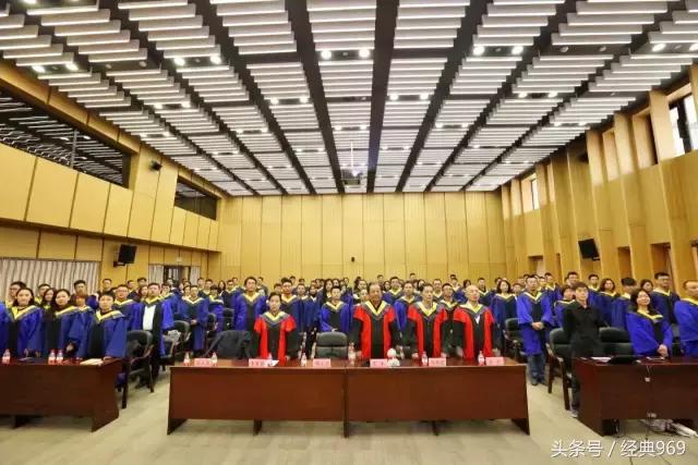 毕业典礼大咖,不寻常的毕业季不一样的毕业典礼