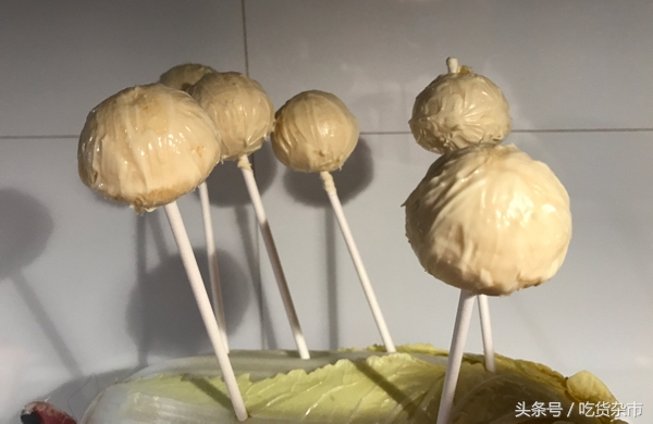 给女友手工制作的礼物棒棒糖教程,巧克力棒棒糖蛋糕