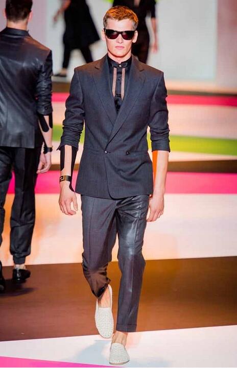 世界十大服装品牌男装,男装t恤夏季世界品牌大全