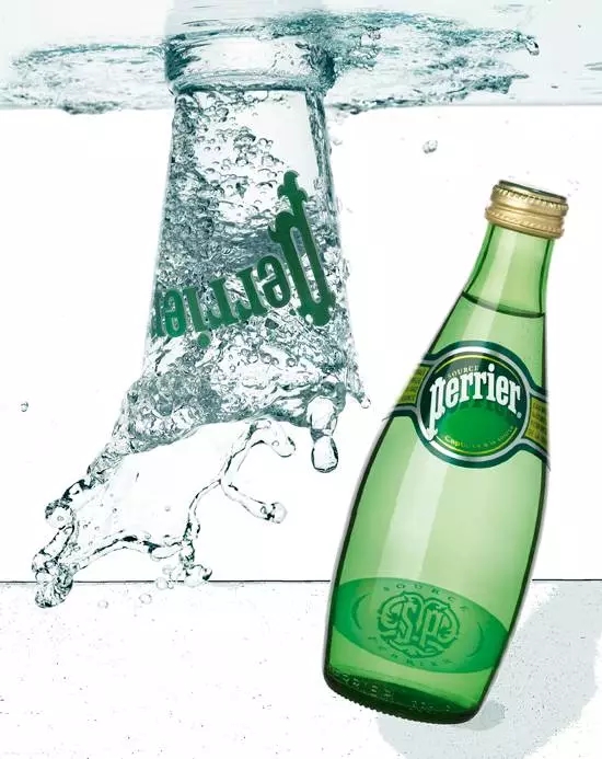 雀巢巴黎水水源地,巴黎水雀巢什么样