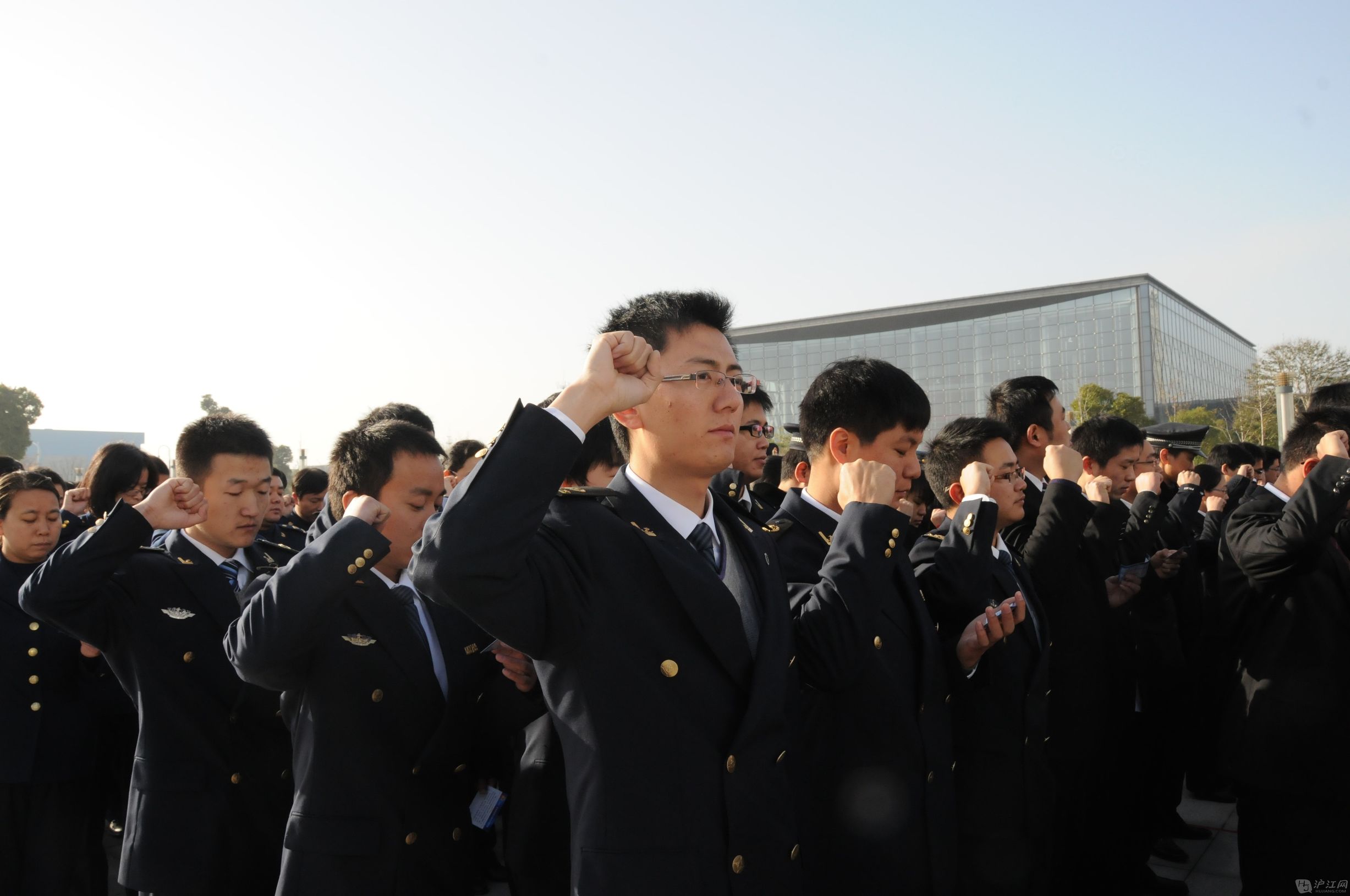 机关工作得罪领导怎么办,得罪了单位领导怎么办