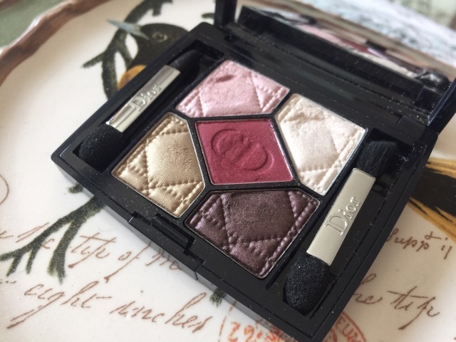 你一定要知道的品牌名,大牌彩妆经典款