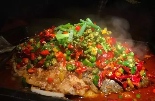 据说99%的人都喜欢这道海鲜美食,重庆必吃的100家烤鱼店