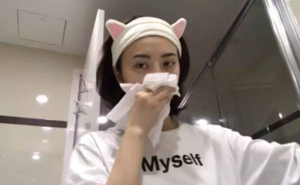 昕美妆|甜这么会洗脸也要来请教大家护肤心得了?(附景甜同款护肤品LIST)