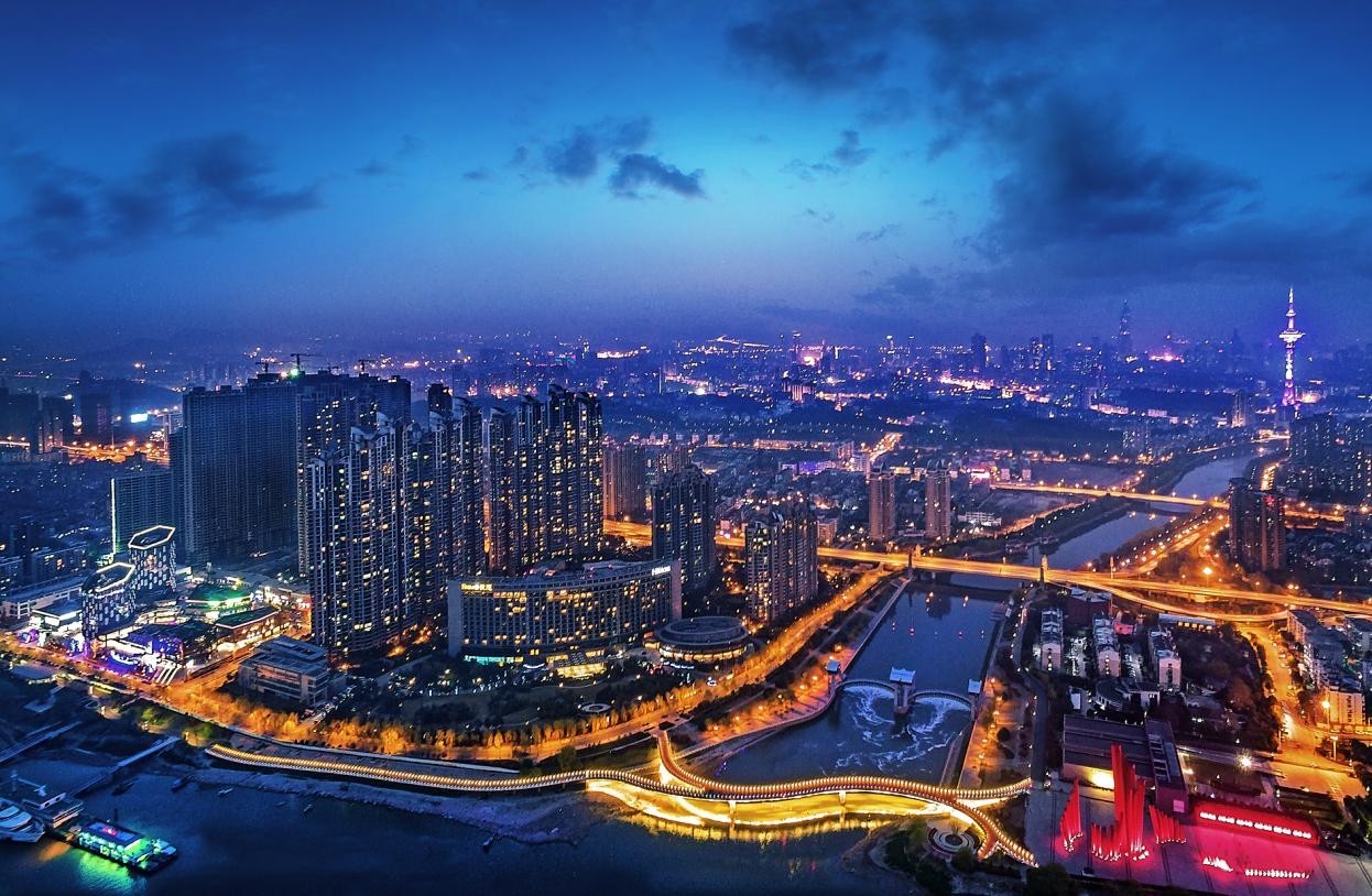 南京哪个区离新街口近,南京南边有哪几个区