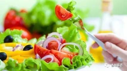 怎样健康减肥,怎样健康减肥每天怎么吃