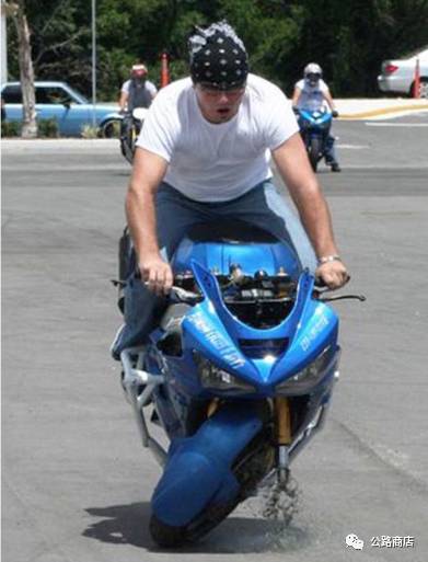 日本每撞烂一部摩托，碣石就多出三辆车