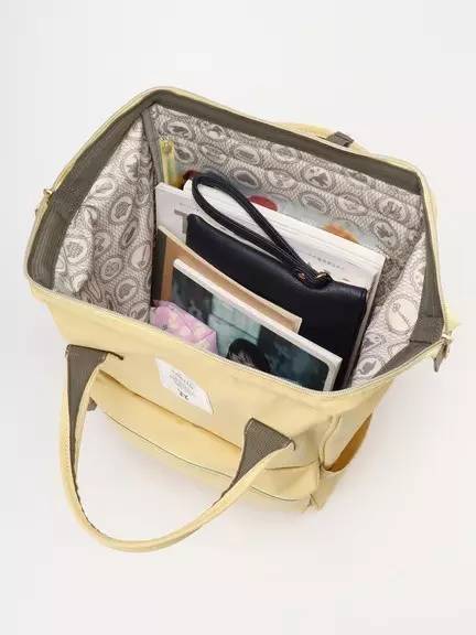 有态度|谁说双肩包就是年轻人的专利,明明是谁背谁都美啊!