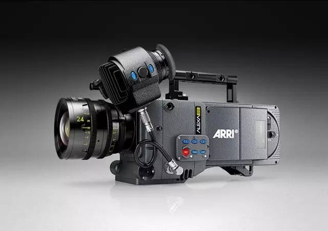 我们在国际化剧组学\做到了这些！详解《长城》DIT流程