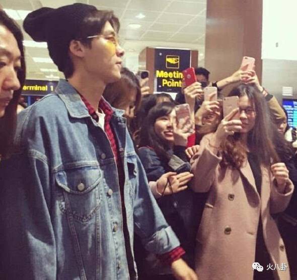 鹿晗约球,鹿晗李易峰合作视频