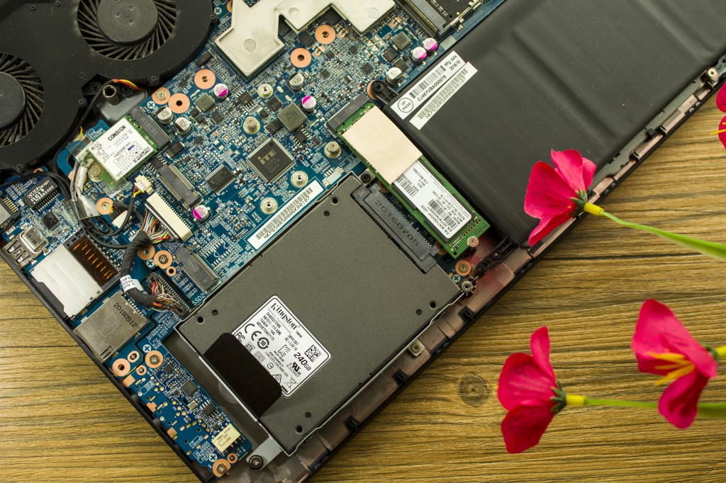 金士顿固态硬盘a400和kc600的区别,金士顿固态硬盘a400系列怎么样