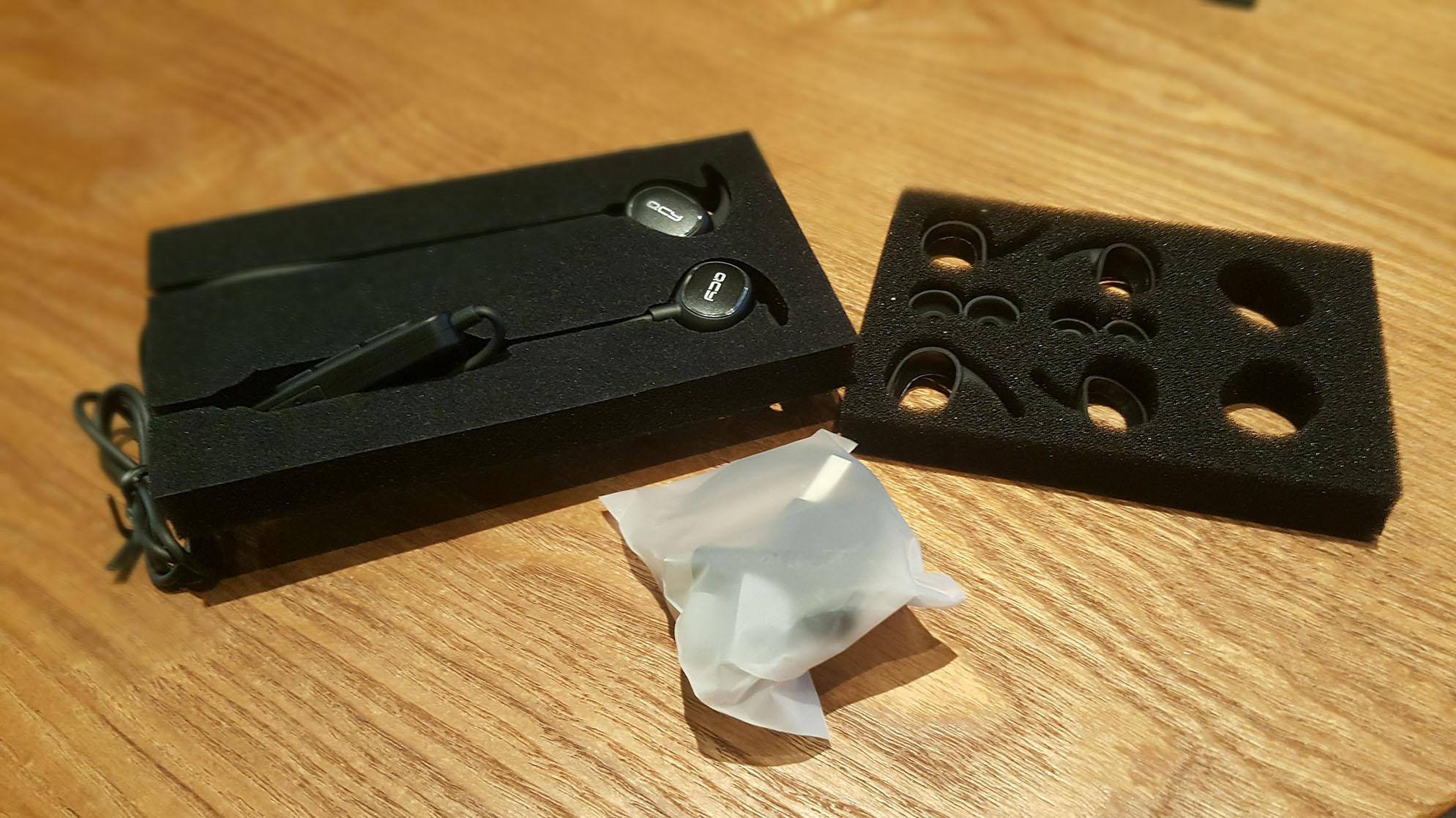 缤特力pv52000蓝牙耳机,缤特力5200蓝牙耳机能听音乐吗