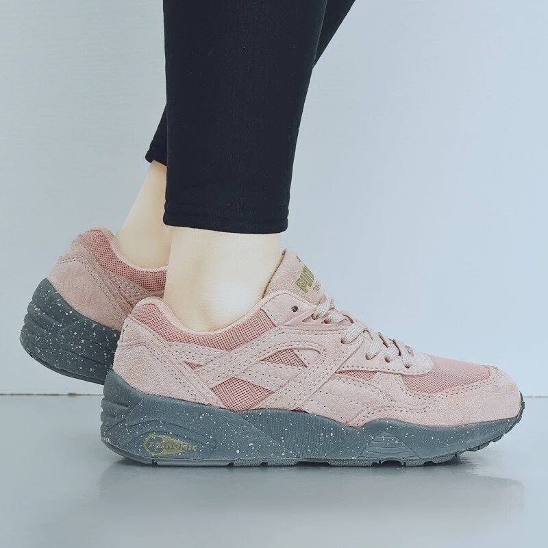 运动鞋既能冬天穿又能夏天穿,少女心满满的运动鞋