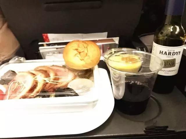 阿联酋航空为什么这么土豪,阿联酋航空为什么这么有钱