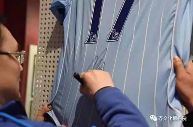 孙继海足球文化,孙继海足球援疆