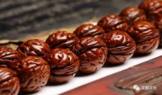 懒人盘玩的五大文玩,懒人紫檀加热快速包浆