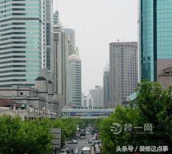 给力！国足1-0力斩韩国来扒扒中国足球球员的豪宅