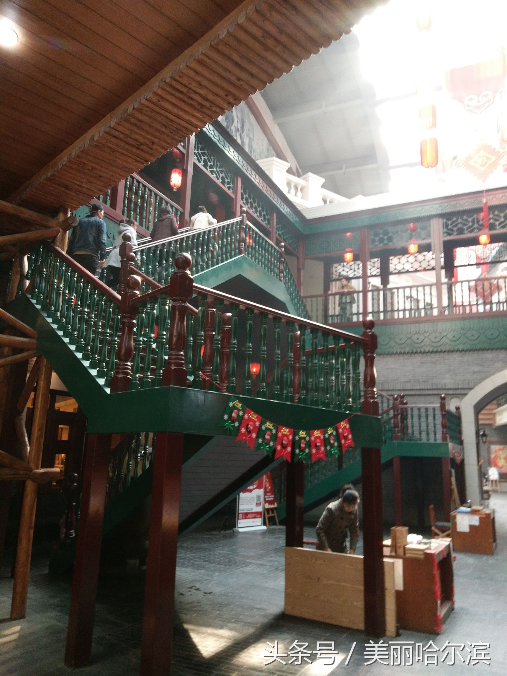 哈尔滨关东古巷打卡,中秋哈尔滨关东古巷