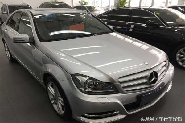 毁三观！二手五菱宏光比奔驰C还保值