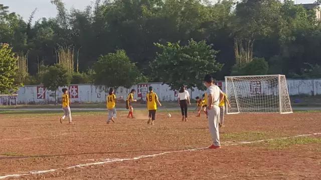 广东足球学校有哪几所,肇庆有国家重点学校吗