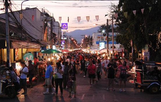 泰国清迈定制游,泰国清迈佛塔攻略